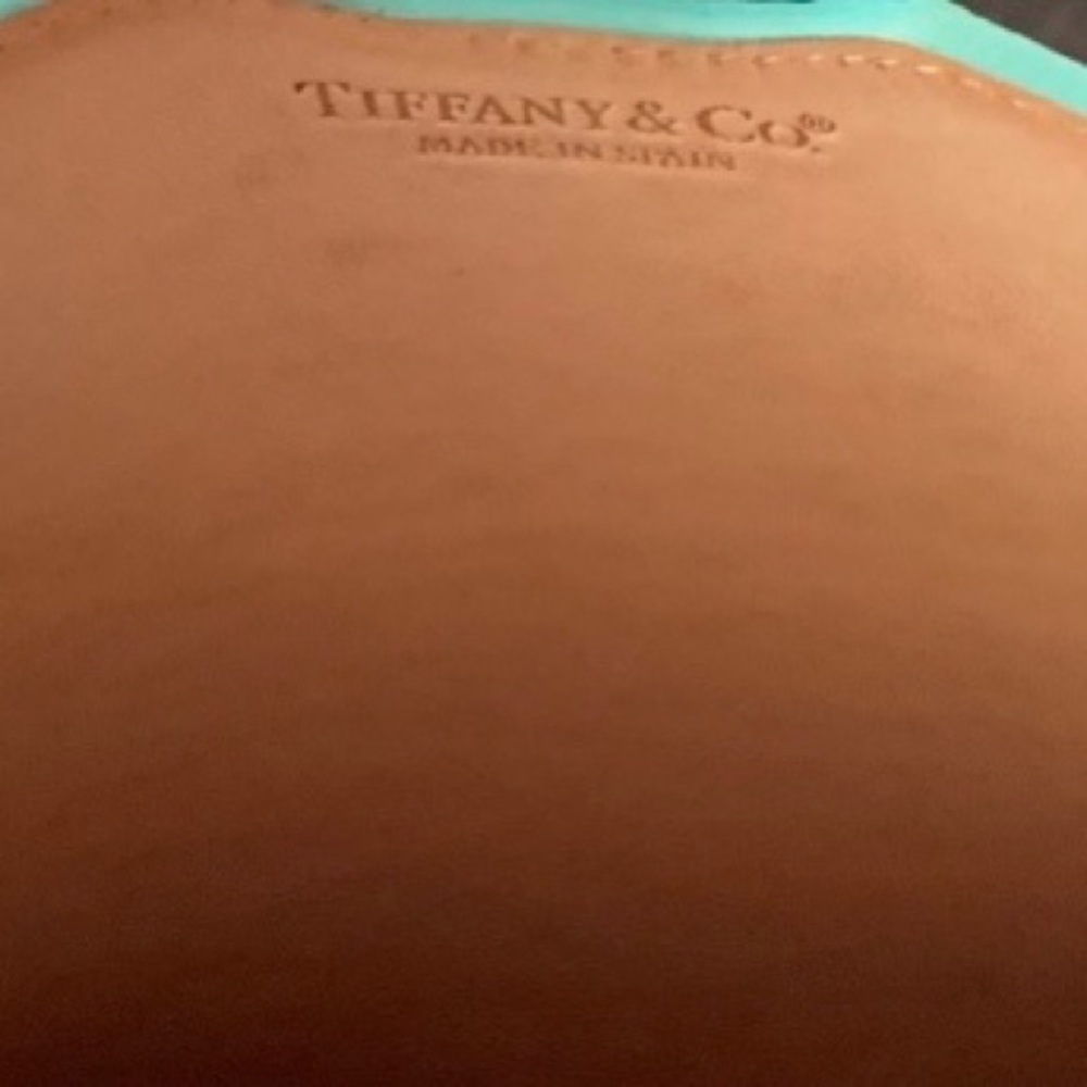 Tiffany & Co. iPad/tablet cover - Picture 4 of 7